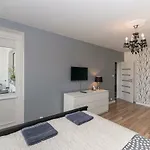 5Th Floor Apartment