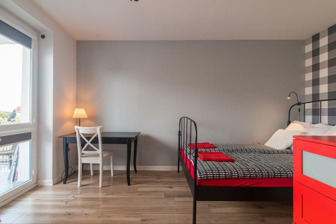 5th Floor Apartment *